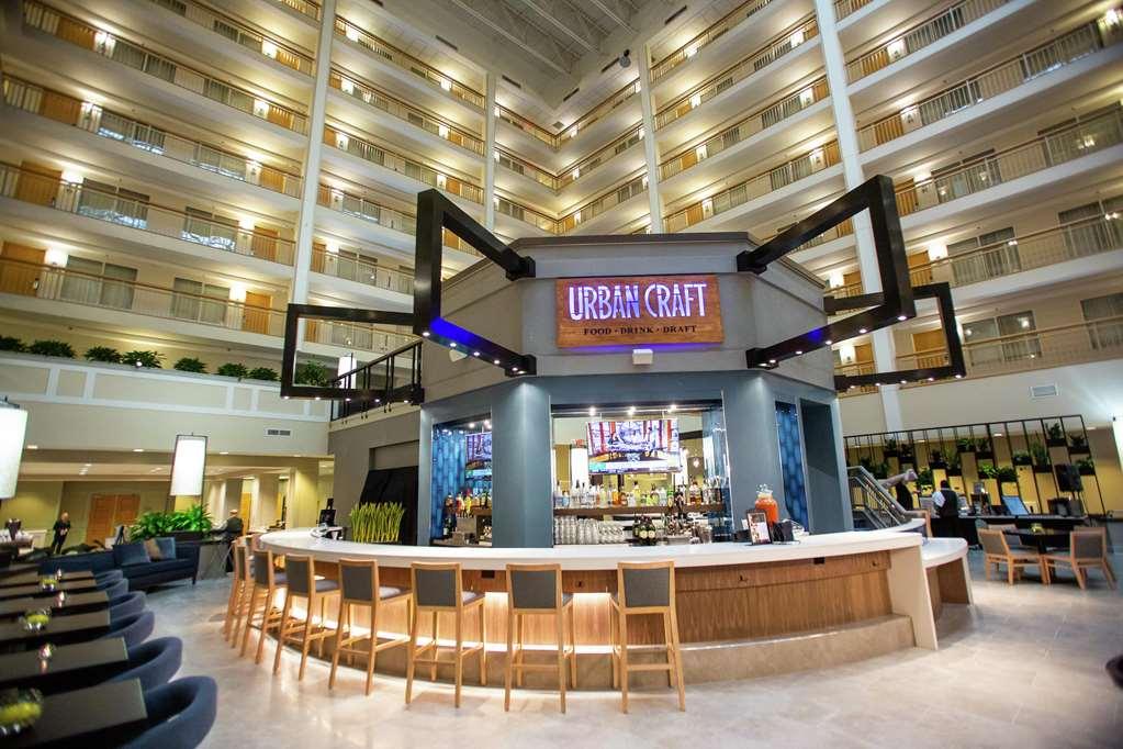 Embassy Suites By Hilton Columbus Dublin Restoran gambar